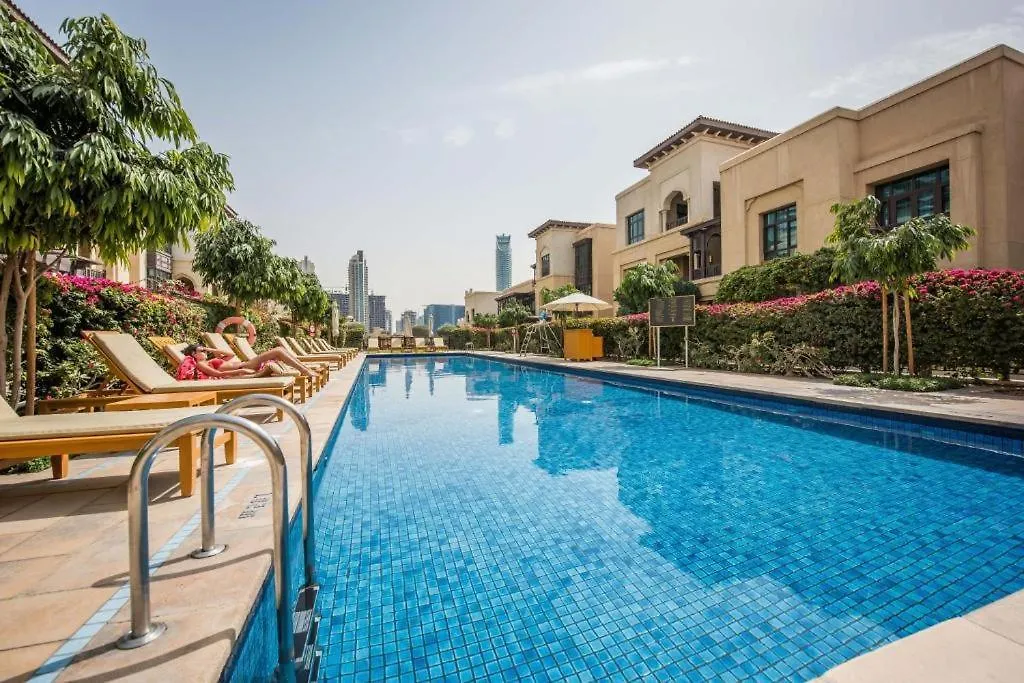 Bnbmehomes - Traditional Meets Modern In Downtown - 5041 Dubai