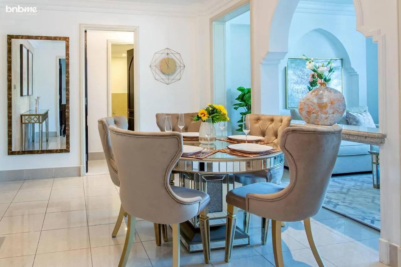 Bnbmehomes - Traditional Meets Modern In Downtown - 5041 Dubai 0*,