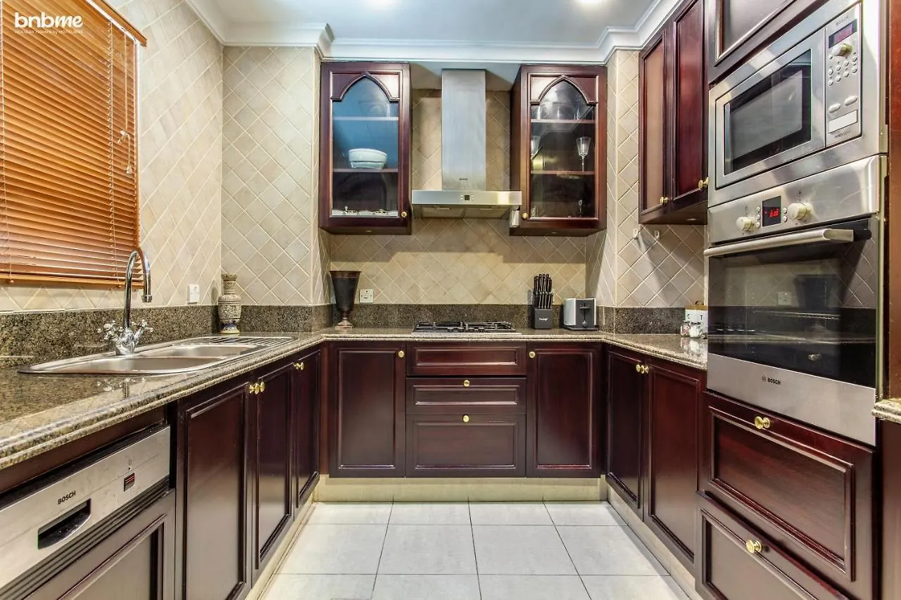 Apartment Bnbmehomes - Traditional Meets Modern In Downtown - 5041 Dubai United Arab Emirates