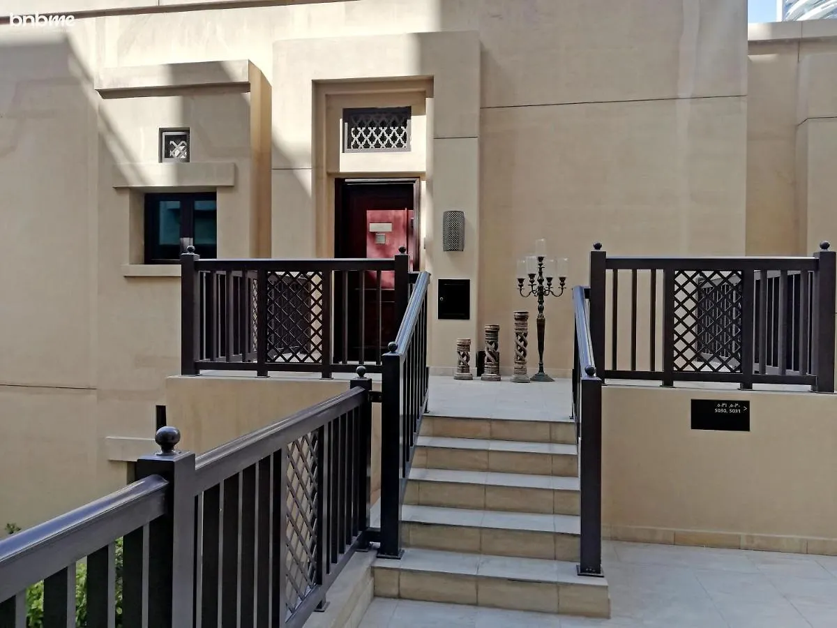 Apartment Bnbmehomes - Traditional Meets Modern In Downtown - 5041 Dubai