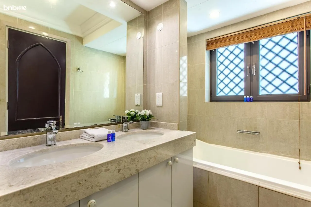 Bnbmehomes - Traditional Meets Modern In Downtown - 5041 Dubai Apartment