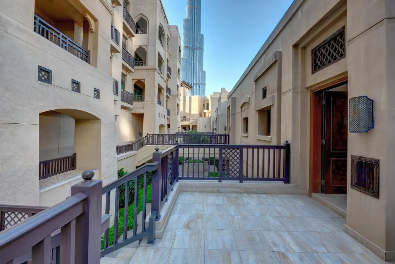 Bnbmehomes - Traditional Meets Modern In Downtown - 5041 Dubai Apartment